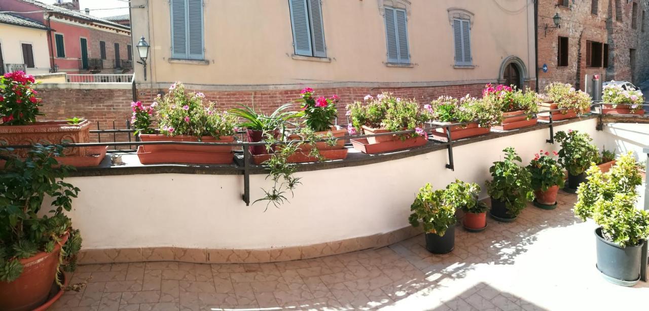 La Terrazza Apartment คิอูซี ภายนอก รูปภาพ